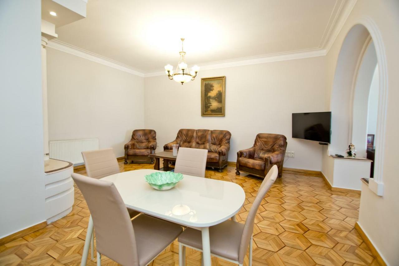 Seaside Luxury Apartment Batumi Kültér fotó
